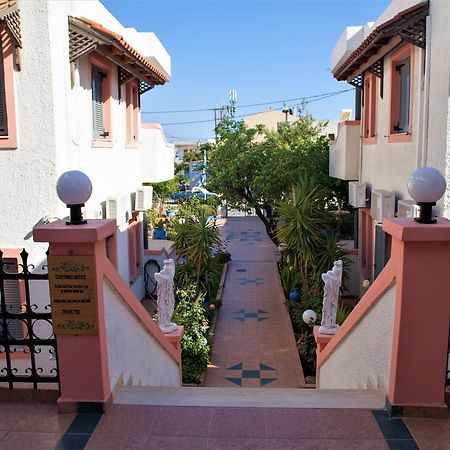 Palmira Apartments Makrýgialos Eksteriør bilde