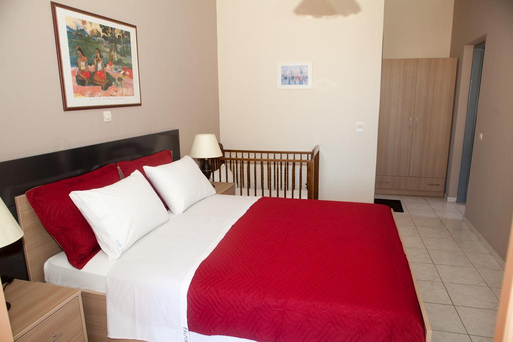 Palmira Apartments Makrýgialos Eksteriør bilde