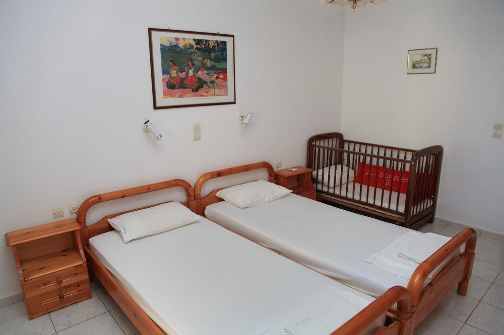 Palmira Apartments Makrýgialos Eksteriør bilde
